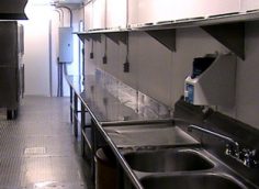 single-dishwashing-preparation-kitchen-trailer_18